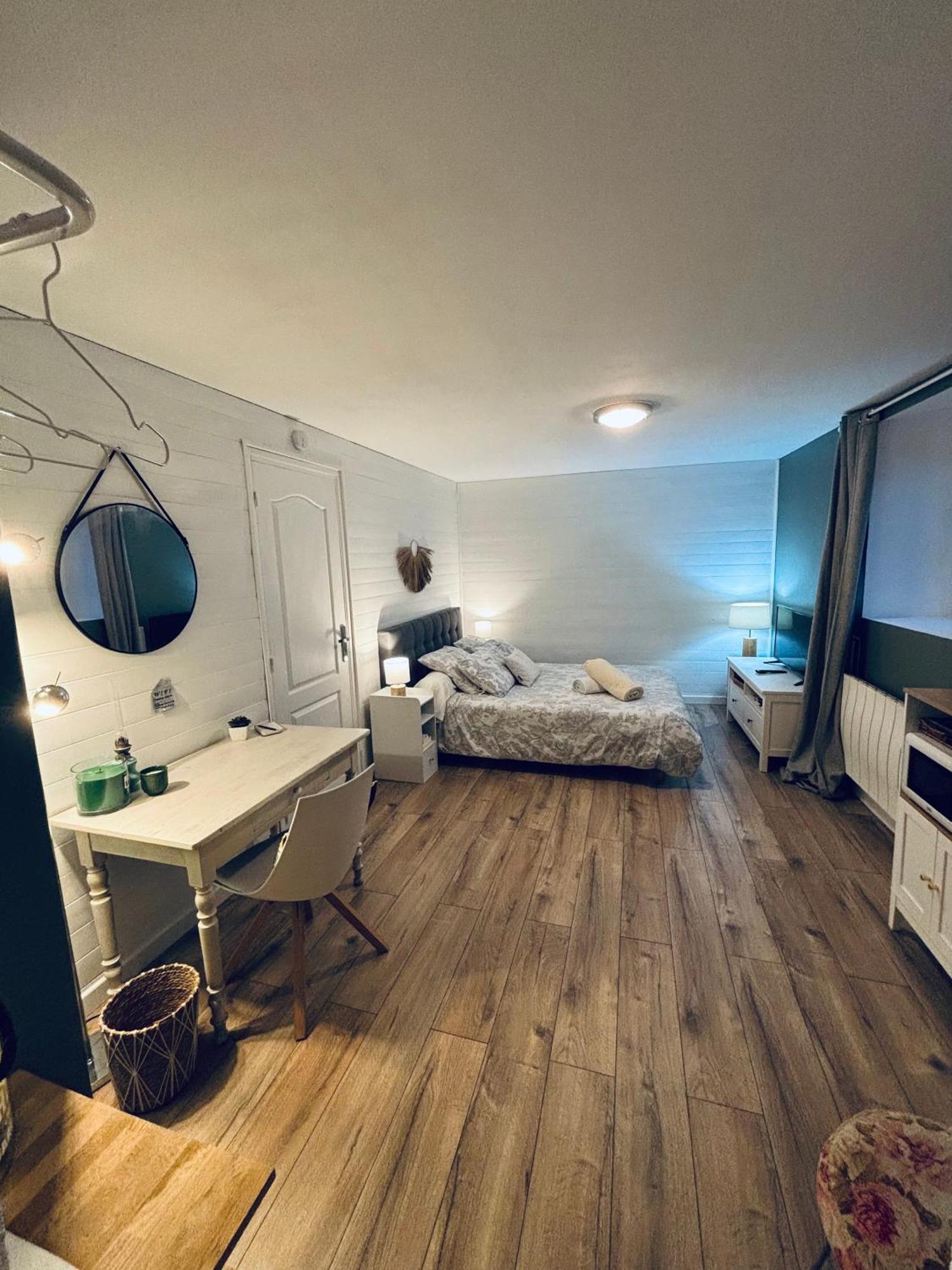 Chambre D'Hotes Du Vieux Collonges מראה חיצוני תמונה